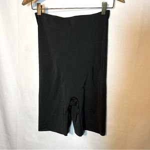 SPANX Women's Thinstincts High-Waisted Mid-Thigh Short XL Black